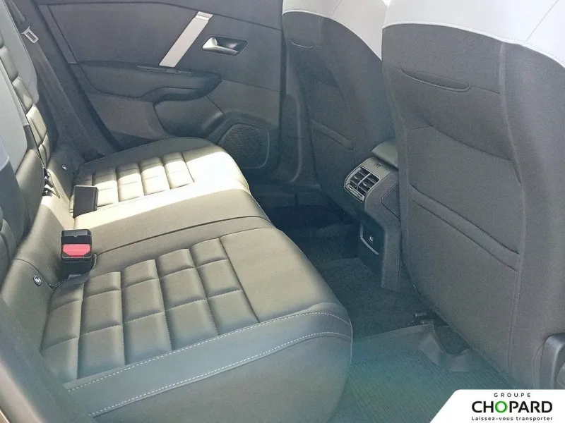 Image secondaire du véhicule 21