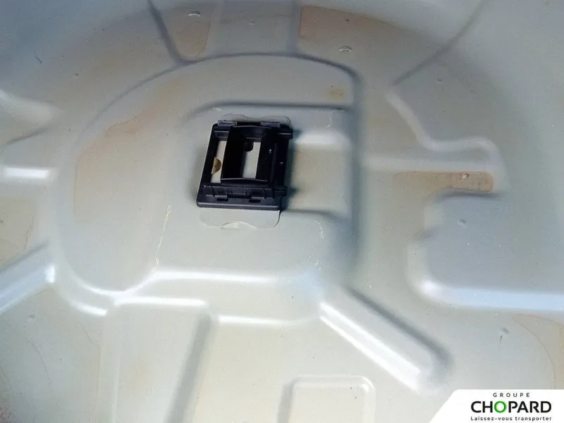 Image secondaire du véhicule 25