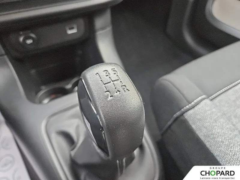 Image secondaire du véhicule 24