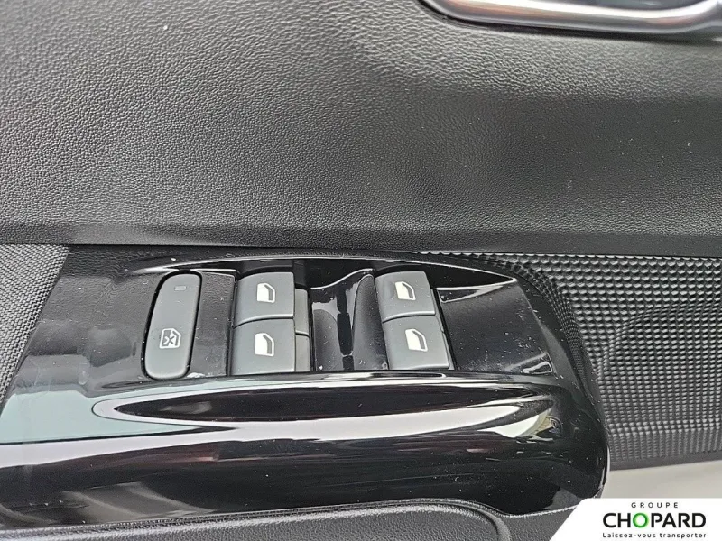 Image secondaire du véhicule 25