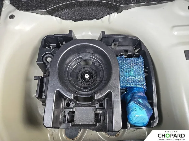 Image secondaire du véhicule 30