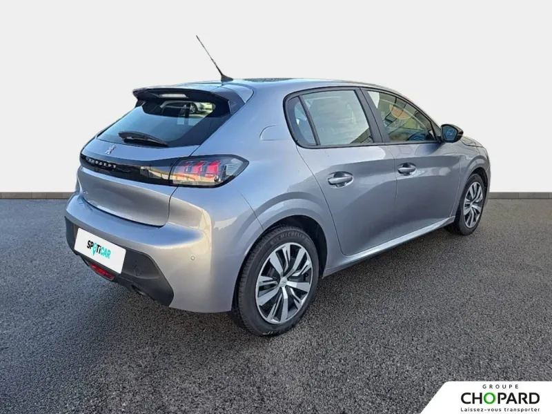 Image secondaire du véhicule 4