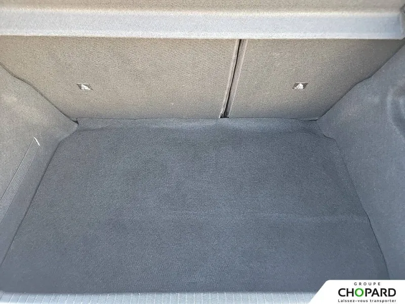 Image secondaire du véhicule 9