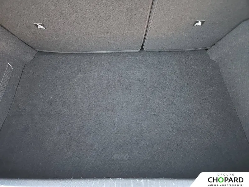 Image secondaire du véhicule 9