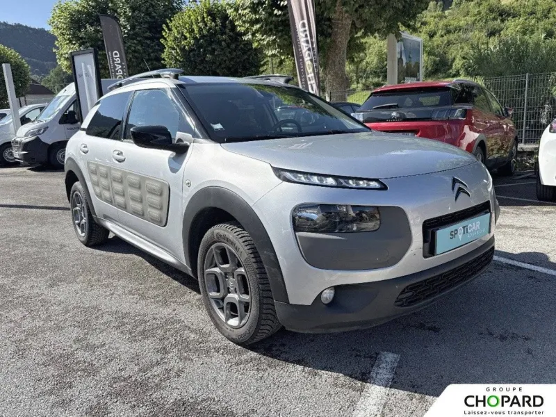 Image secondaire du véhicule 4