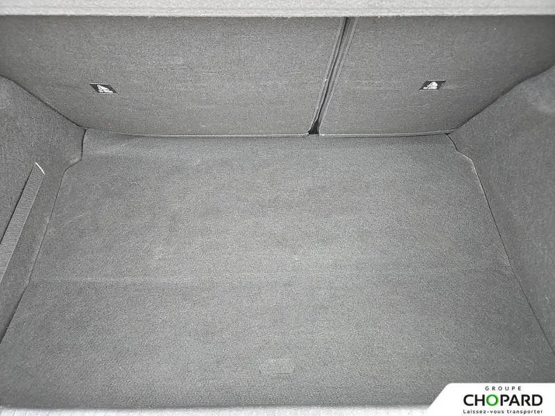 Image secondaire du véhicule 9