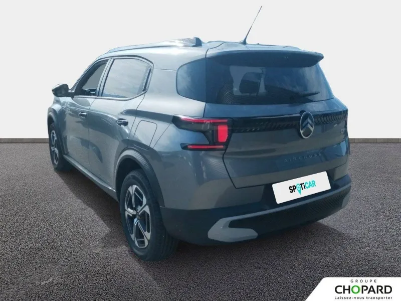 Image secondaire du véhicule 8