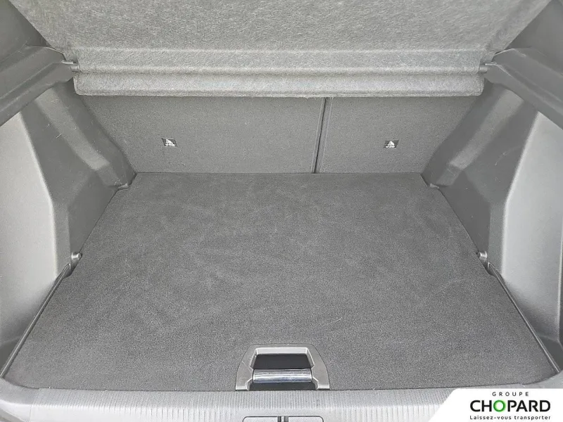 Image secondaire du véhicule 9