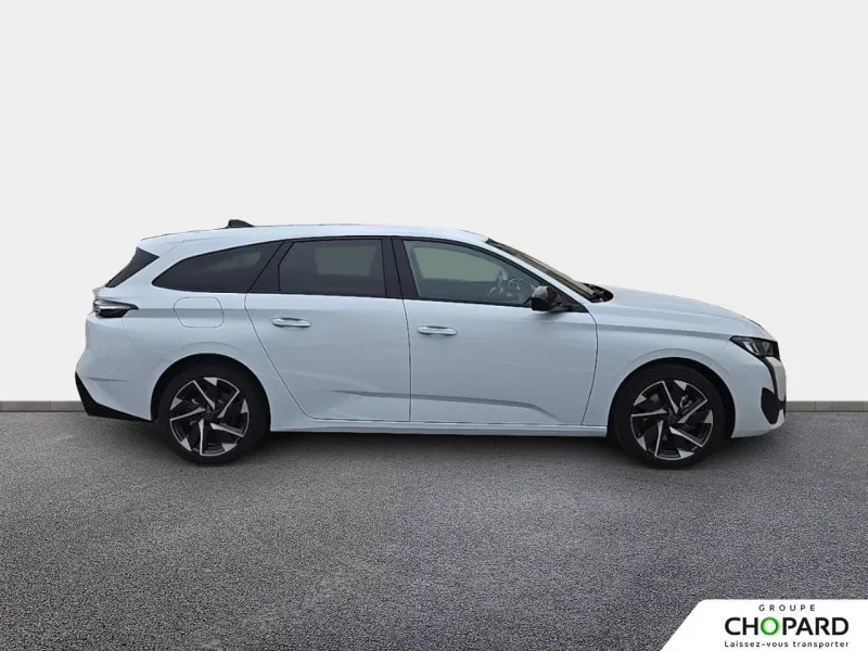 Image secondaire du véhicule 10