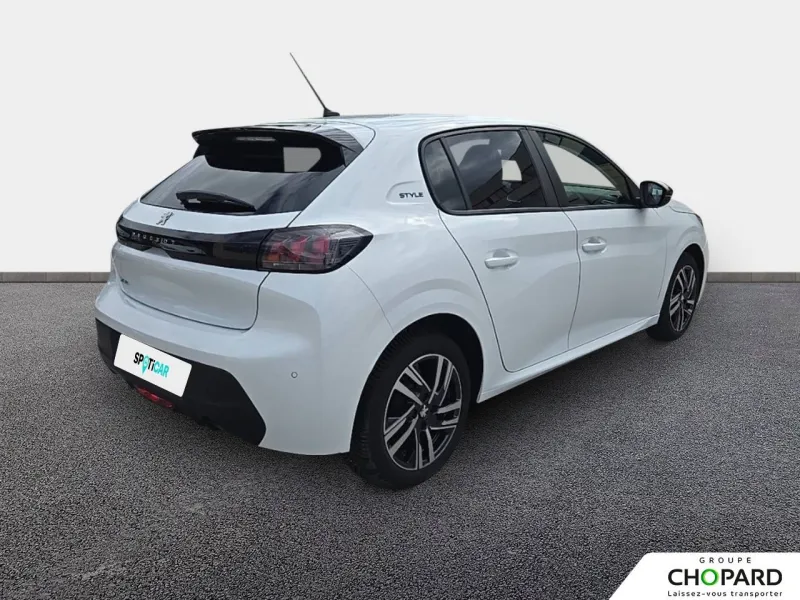 Image secondaire du véhicule 4