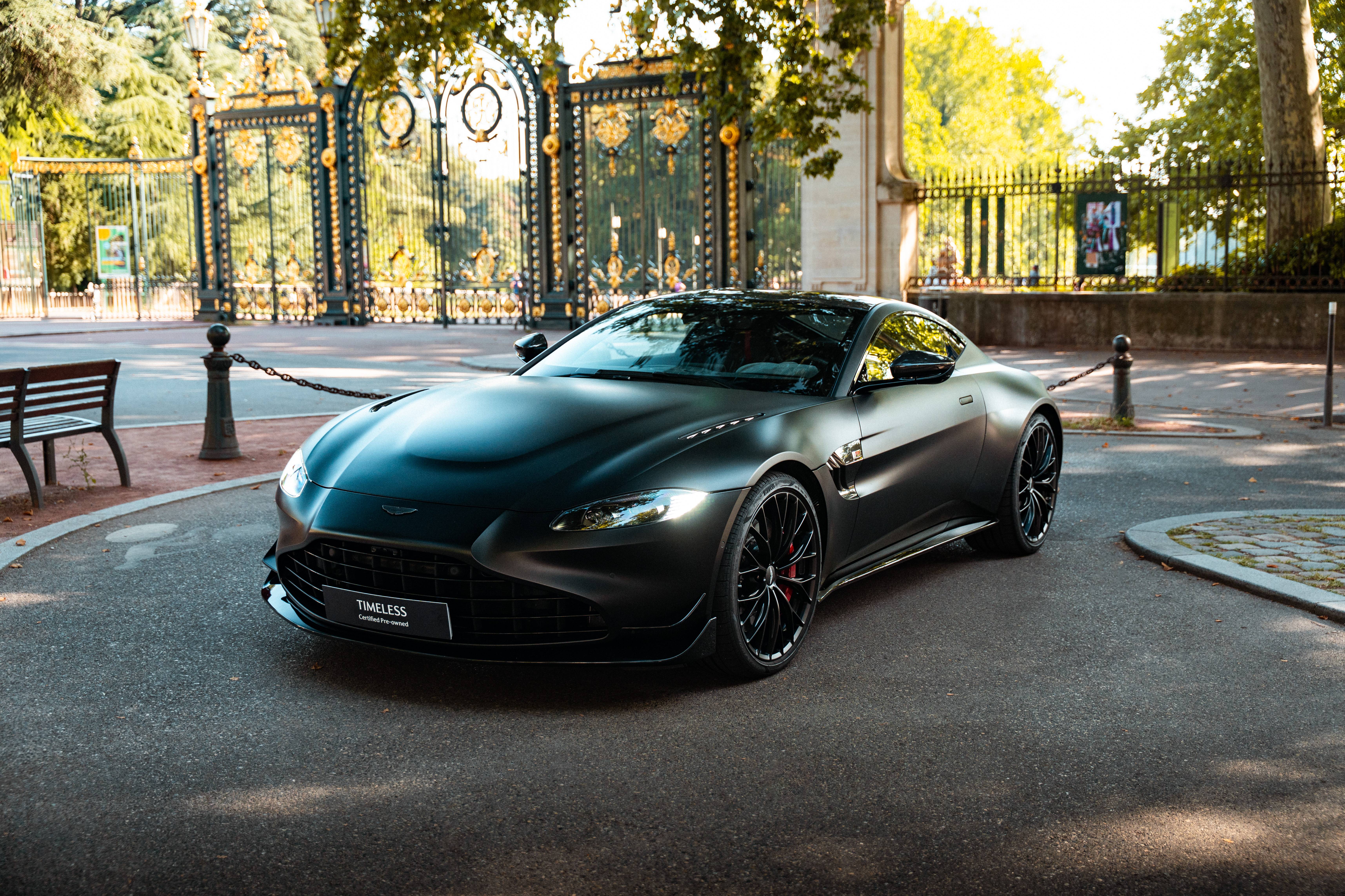 VANTAGE F1 Vantage F1 Coup&eacute; V8 535 ch BVA8 &mdash; 1