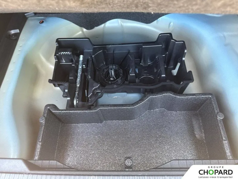 Image secondaire du véhicule 23