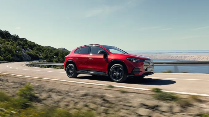 Mercedes GLA : bord de mer