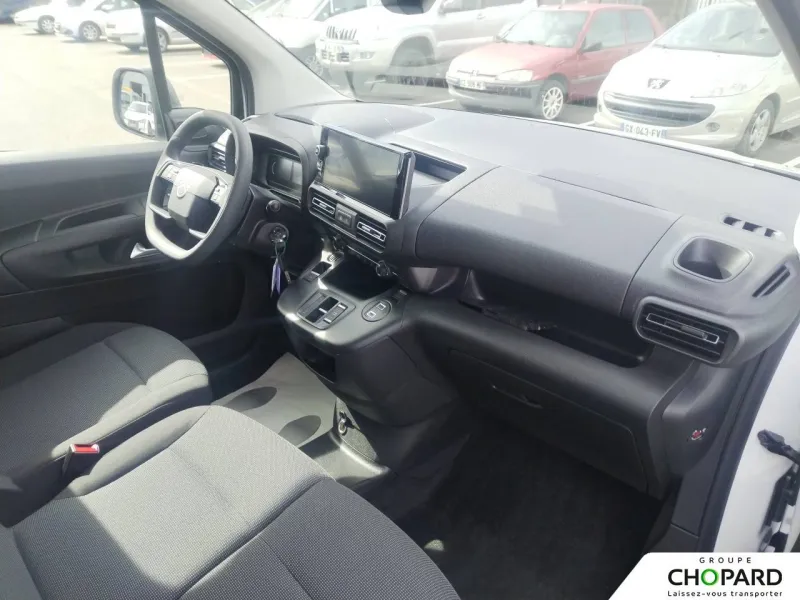 Image secondaire du véhicule 14