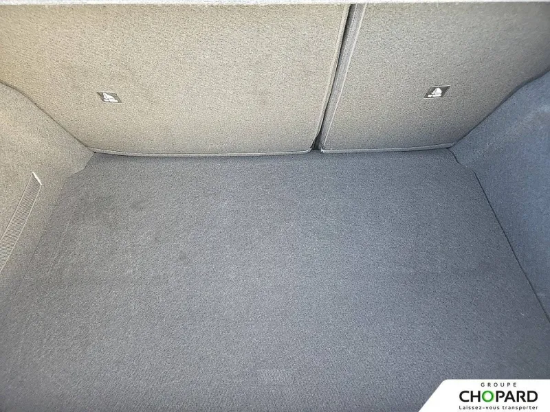 Image secondaire du véhicule 9