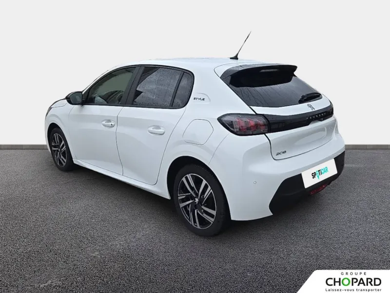 Image secondaire du véhicule 8