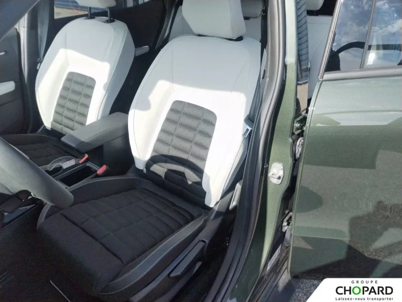 Image secondaire du véhicule 12