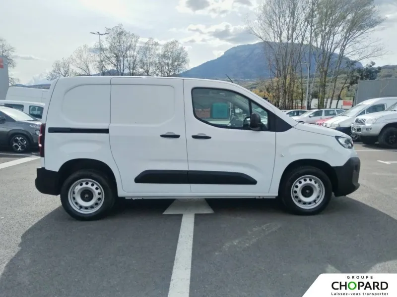 Image secondaire du véhicule 32