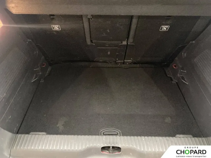 Image secondaire du véhicule 9