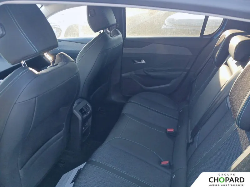 Image secondaire du véhicule 11