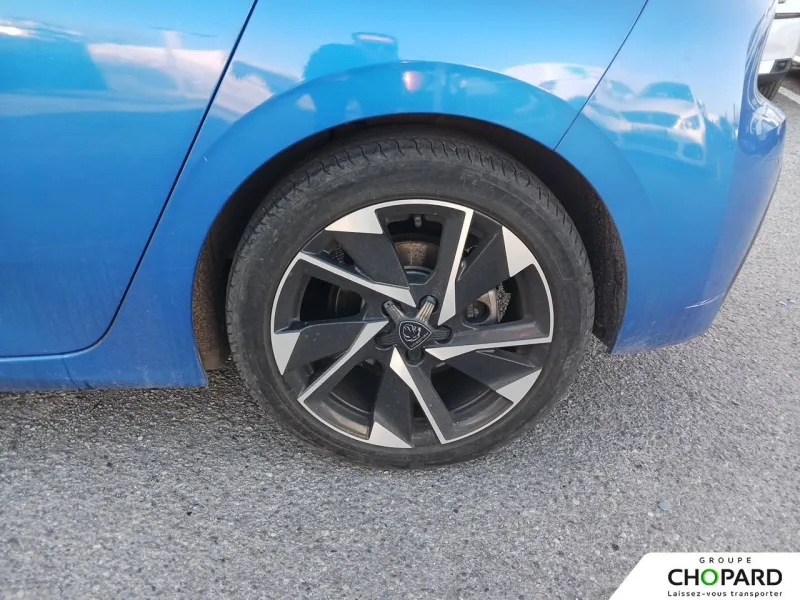 Image secondaire du véhicule 12