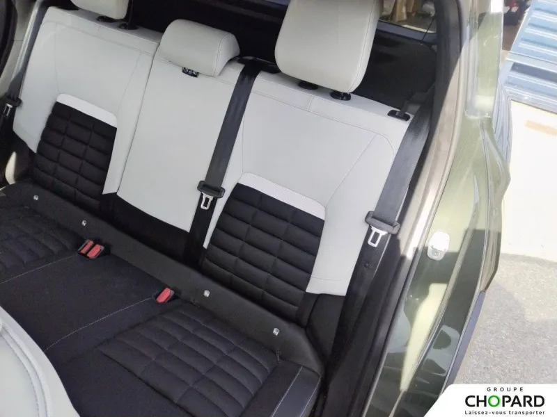 Image secondaire du véhicule 19