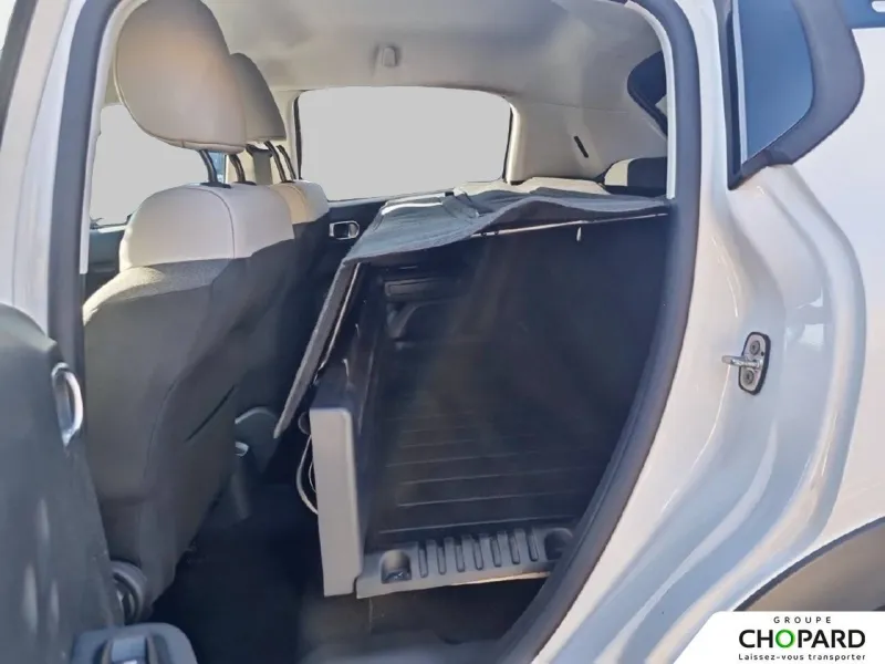 Image secondaire du véhicule 12