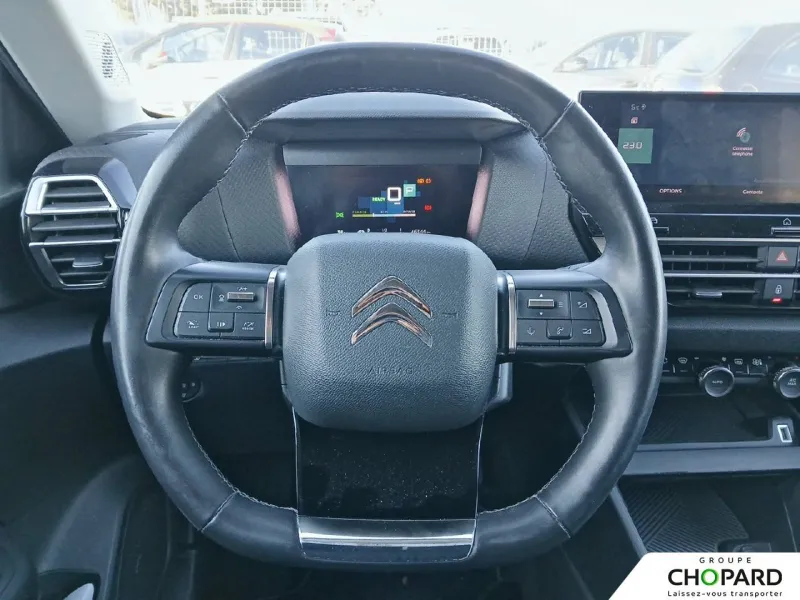 Image secondaire du véhicule 18