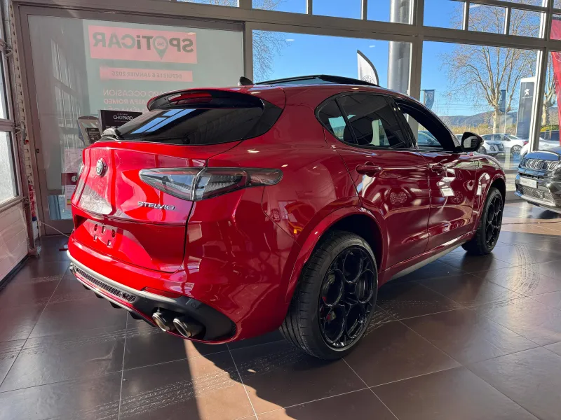 Image secondaire du véhicule 3