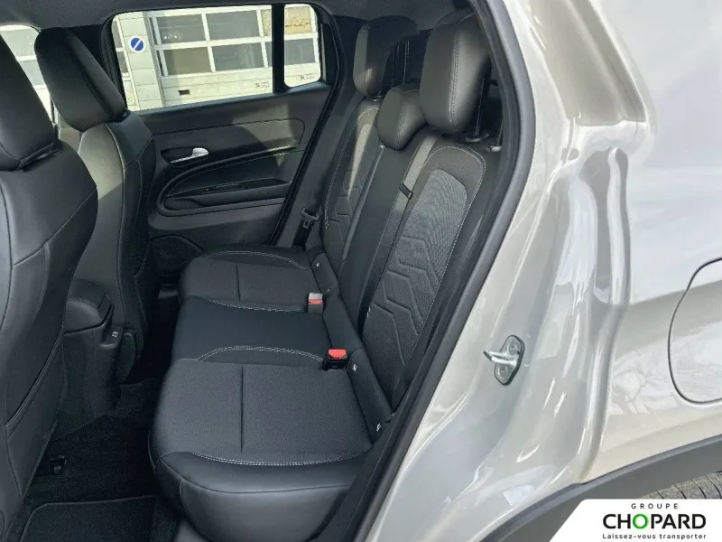 Image secondaire du véhicule 12