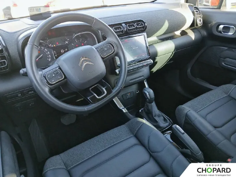 Image secondaire du véhicule 11