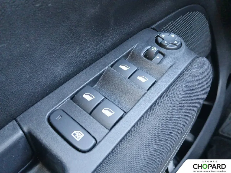 Image secondaire du véhicule 15