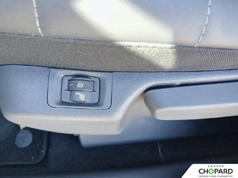 Image secondaire du véhicule 19