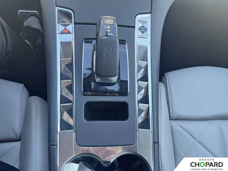 Image secondaire du véhicule 8