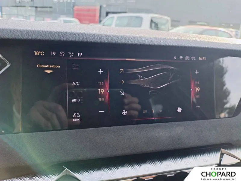 Image secondaire du véhicule 9