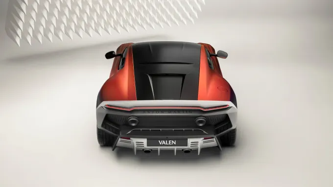 Aston Martin Valen : arrière