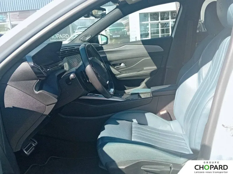 Image secondaire du véhicule 12