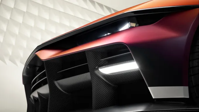 Aston Martin Valen : zoom bouclier avant