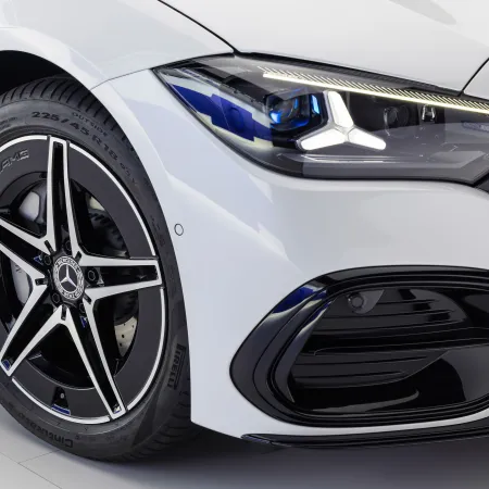 Mercedes Classe C : optique avant