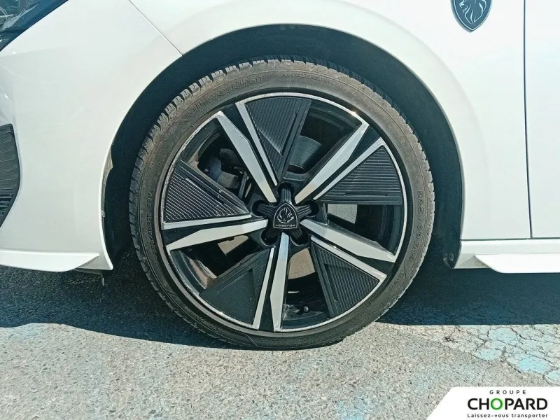 Image secondaire du véhicule 22