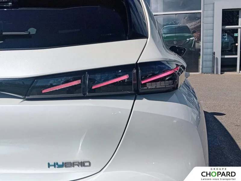 Image secondaire du véhicule 24