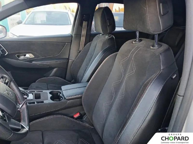 Image secondaire du véhicule 10