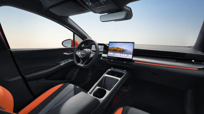 BYD Dolphin G DM-i 2026 : intérieur et planche de bord