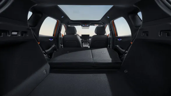 BYD Dolphin G DM-i 2026 : coffre avec banquette rabattue