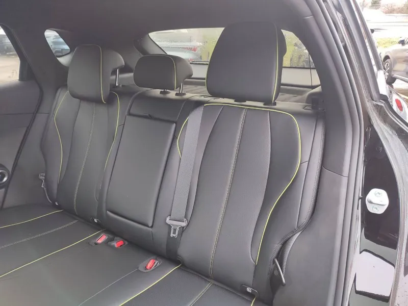 Image secondaire du véhicule 11