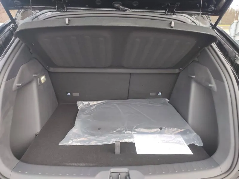 Image secondaire du véhicule 10