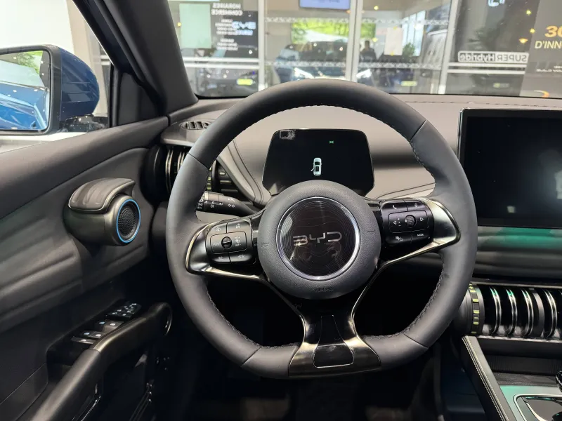 Image secondaire du véhicule 4