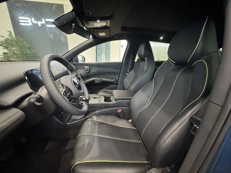 Image secondaire du véhicule 4