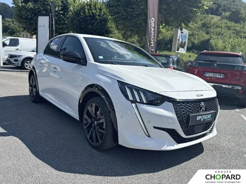 Image secondaire du véhicule 4