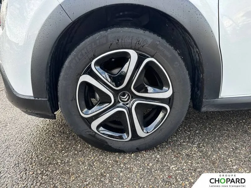 Image secondaire du véhicule 10